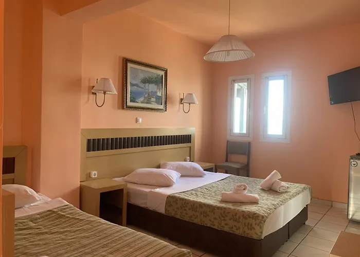 Hotell Polychrono Beach Hotel