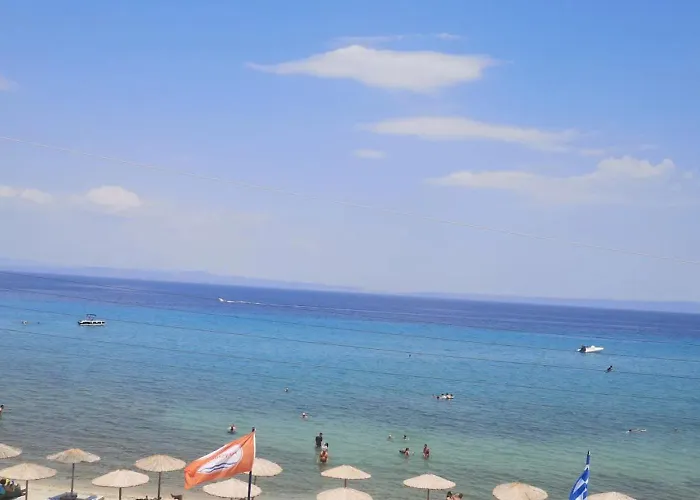 Polychrono Beach Hotel Hotell 3*