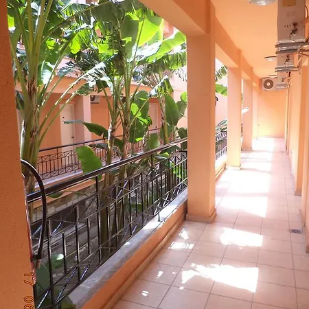 Polychrono Beach Hotel Хотел Полихроно