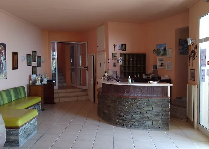 Hotel Polychrono Beach Hotel 3*