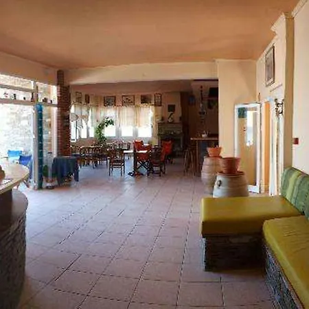 فندق Polychrono Beach Hotel بوليخرونو