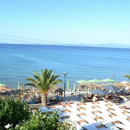 فندق Polychrono Beach Hotel