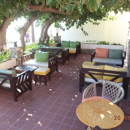 Hotell Polychrono Beach Hotel