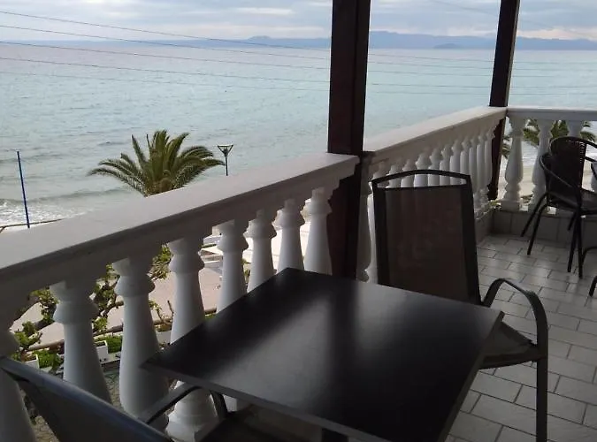 Hotell Polychrono Beach Hotel 3*